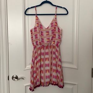 White and pink geometric print dress